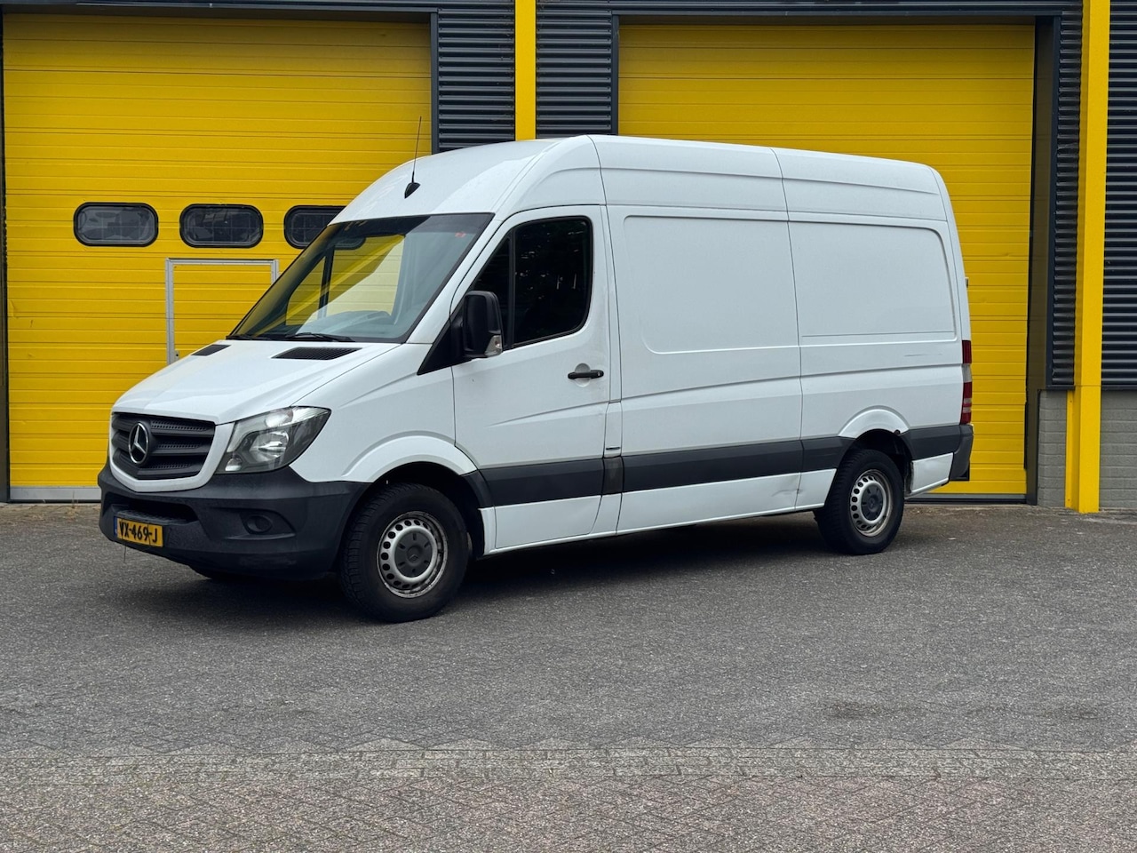 Mercedes-Benz Sprinter - 213 2.2 Airco L2H2 - AutoWereld.nl