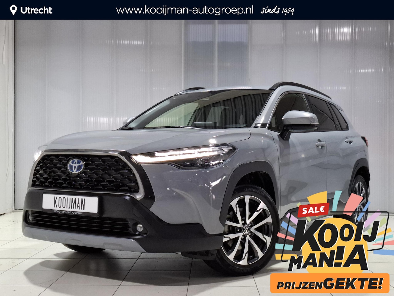 Toyota Corolla Cross - Hybrid 200 Dynamic Navigatie, Elek. Achterklep, Smart key, Led, LMV, Privacy glass - AutoWereld.nl