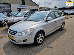 Kia Cee'd Sporty Wagon - 1.4 X-tra Airco Bj:2008
