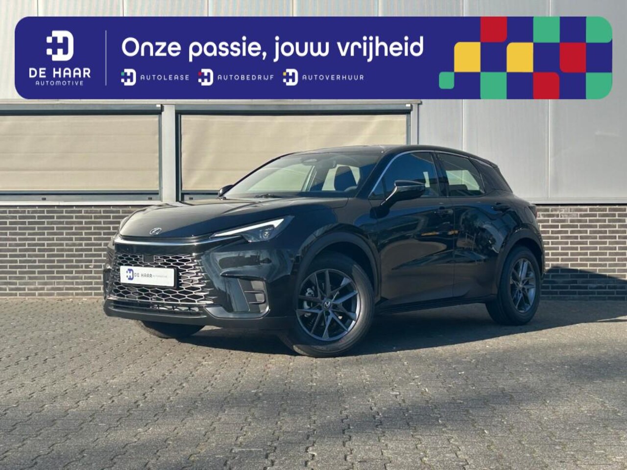 Lexus LBX - BusinessLine 2WD - NIEUW - Dodehoeksensor - Stoelverwarming - AutoWereld.nl