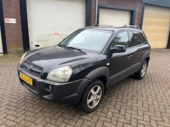 Hyundai Tucson - 2.0i Style CLIMA