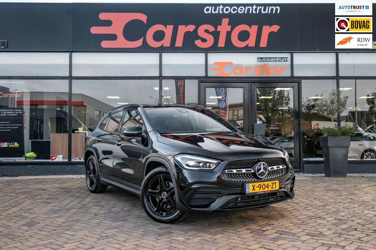 Mercedes-Benz GLA-Klasse - 250 e AMG Line| Pano | Camera | 19'' | Trekhaak - AutoWereld.nl