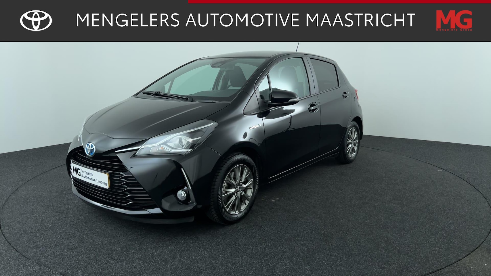 Toyota Yaris - 1.5 Hybrid Dynamic / Keyless / Cruise Control / P.cam - AutoWereld.nl
