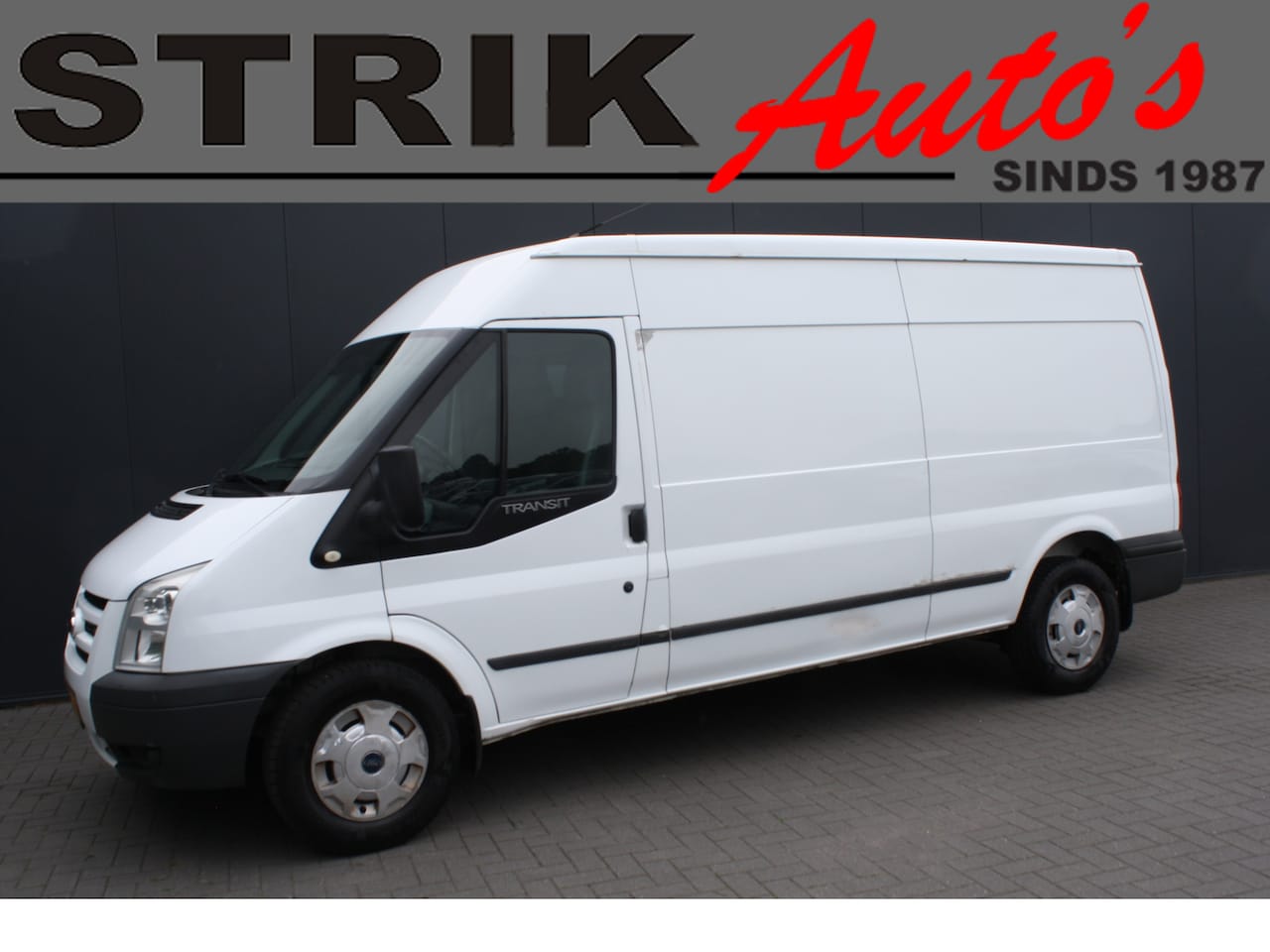 Ford Transit - 330L 2.2 TDCI 82Kw SHD - AIRCO - TREKHAAK - AutoWereld.nl