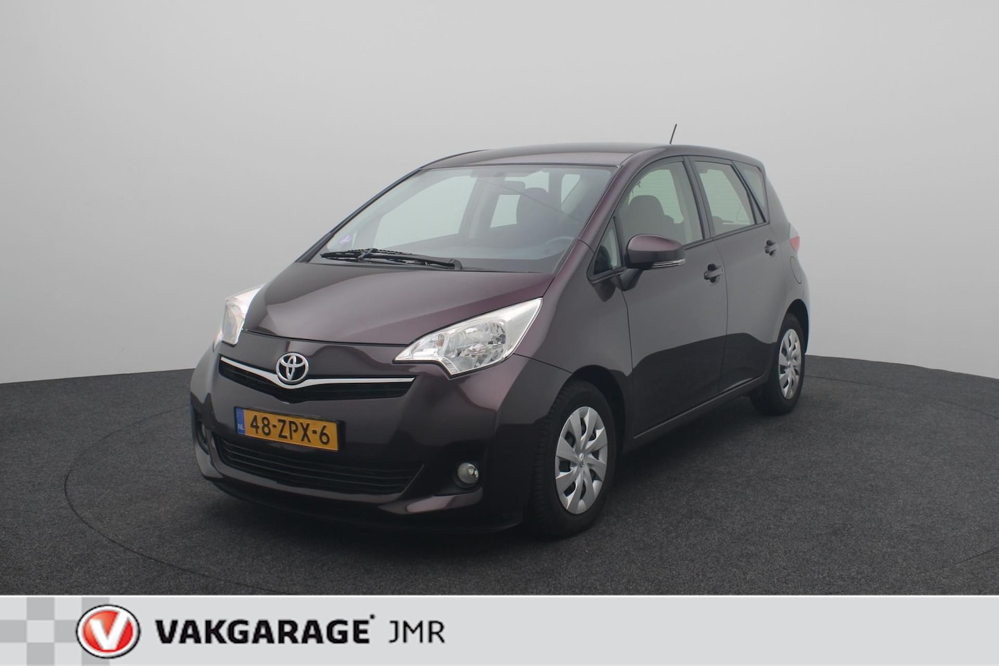 Toyota Verso S - 1.3 VVT-i Aspiration 1.3 VVT-i Aspiration - AutoWereld.nl