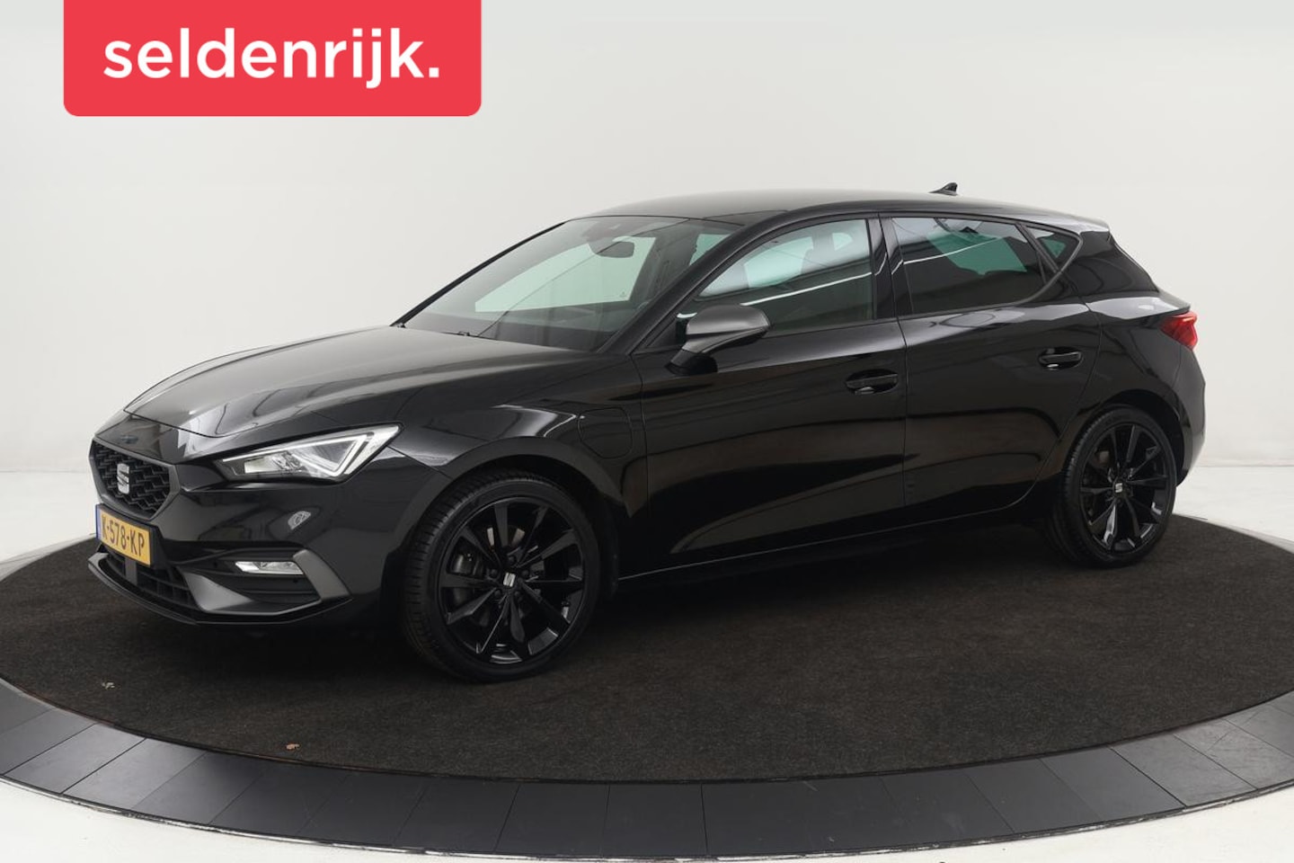 Seat Leon - 1.4 TSI eHybrid PHEV FR | Carplay | Adaptive cruise | Full LED | Navigatie | PDC | Sportst - AutoWereld.nl