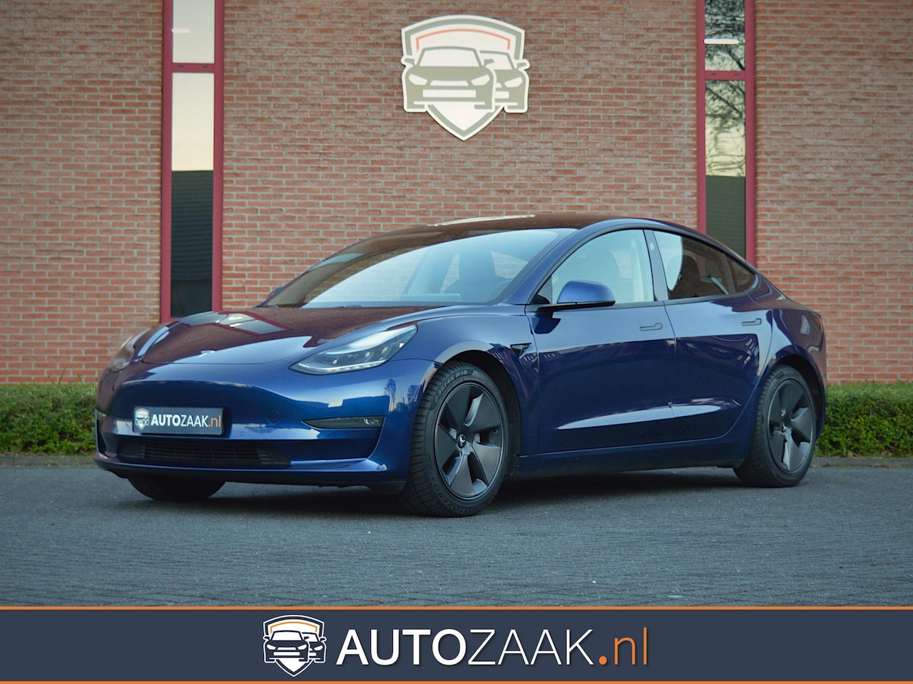 Tesla Model 3 - Long Range RWD Long Range AWD 75 kWh | Facelift | Warmtepomp - AutoWereld.nl