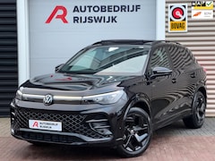 Volkswagen Tiguan - 1.5 eTSI R-Line Pano/H&K/Camera/Dodehoek