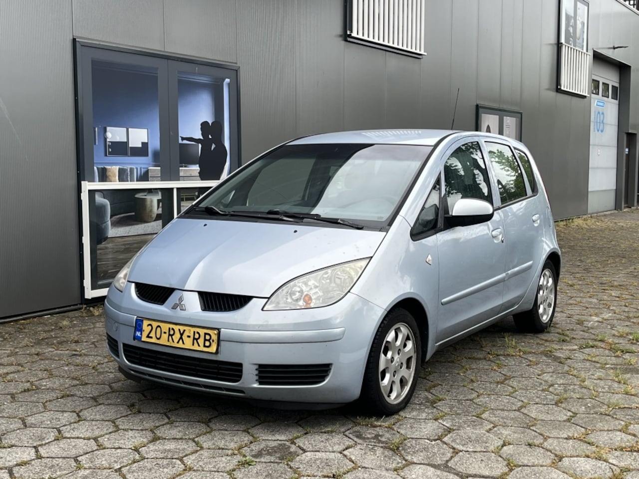 Mitsubishi Colt - 1.3 Invite - AutoWereld.nl