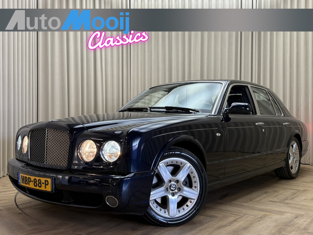 Bentley Arnage - R FACELIFT 6.8 V8 TwinTurbo 456 PK / 875 Nm / Rear Entertainment / Zeer mooi - AutoWereld.nl