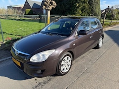 Hyundai i30 - 1.4i Active Cool Airco 5 deurs