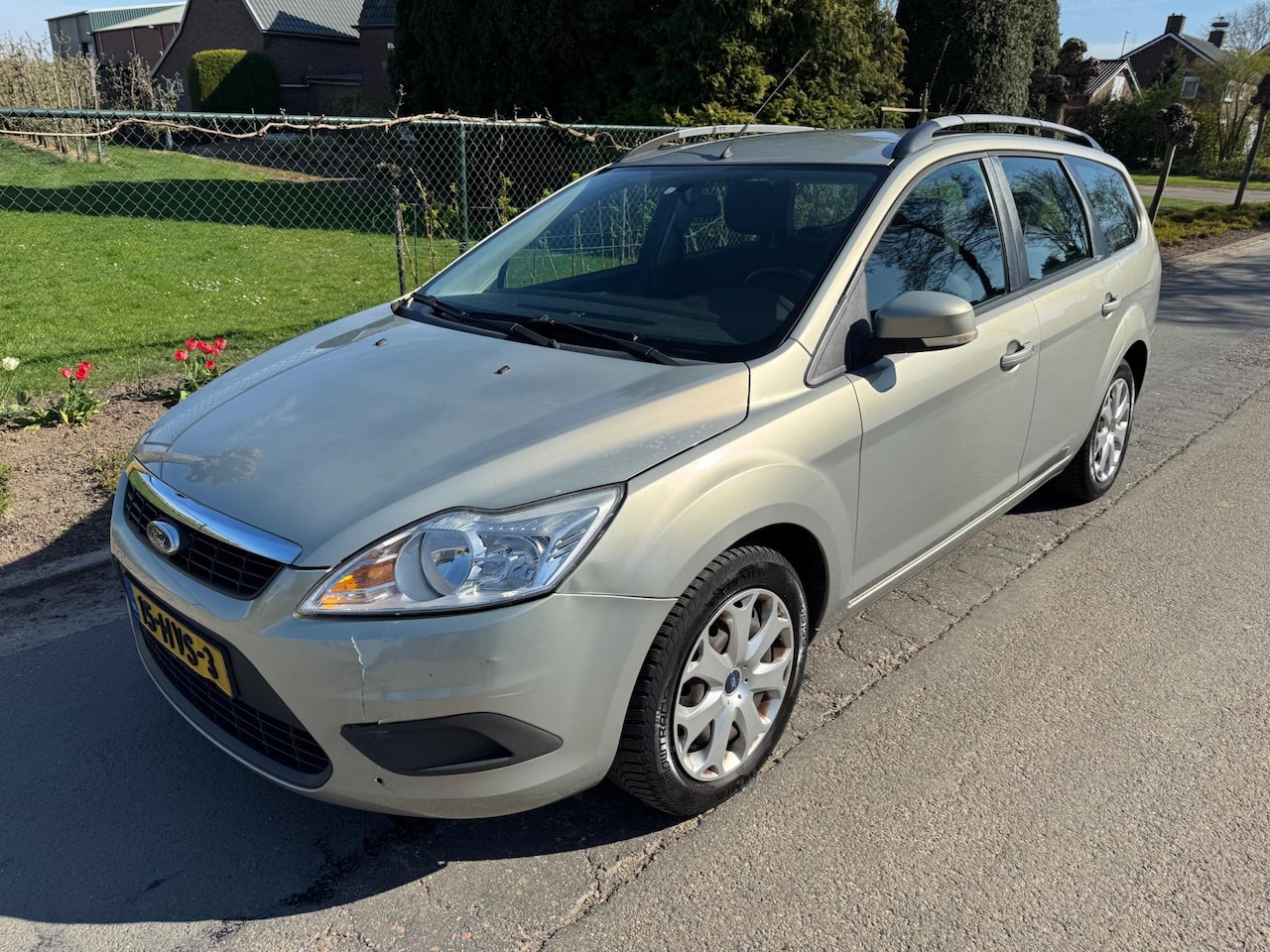 Ford Focus Wagon - 1.4 Trend Airco Cruise control Trekhaak - AutoWereld.nl