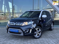 Suzuki Vitara - 1.6 High Executive Allgrip 120pk Panoramadak / Trekhaak / Stoelverwarming