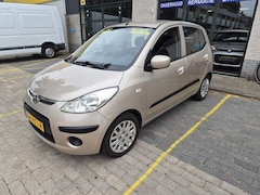 Hyundai i10 - 1.1 Dynamic Cool --> Meeneem Prijs <