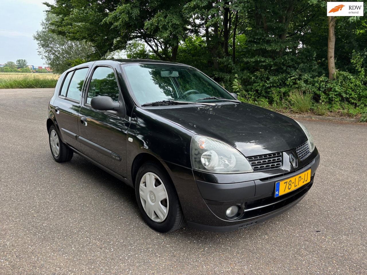 Renault Clio - 1.4-16V Privilège | Airco! | APK 04-2026 - AutoWereld.nl