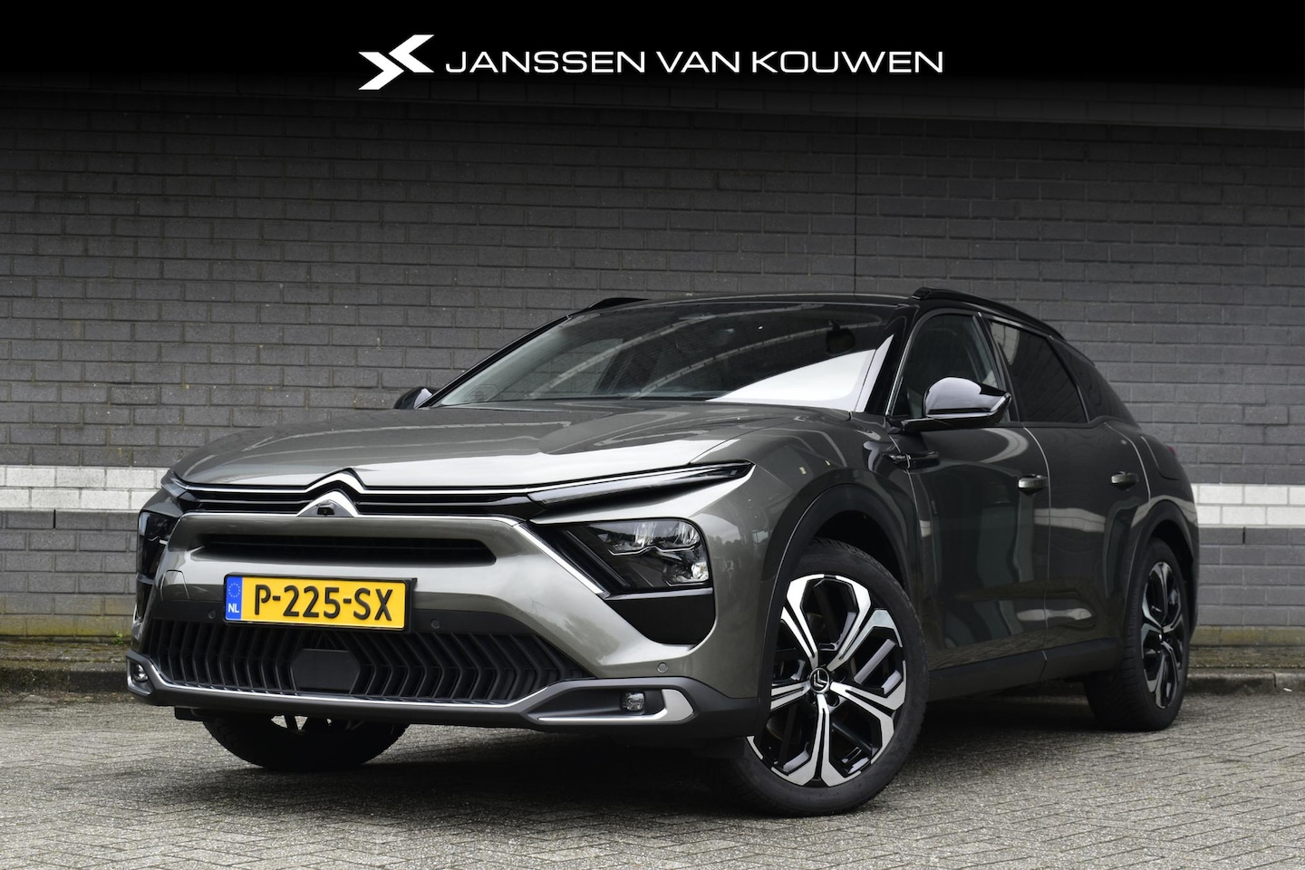 Citroën C5 X - 1.6 Plug-in Hybrid Shine / Leder / Stoelverwaring / HiFi / Carplay - AutoWereld.nl