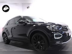 Volkswagen T-Roc - 1.5 TSI Sport Black Style/19 inch/Led/Acc/Virtual/Trekhaak