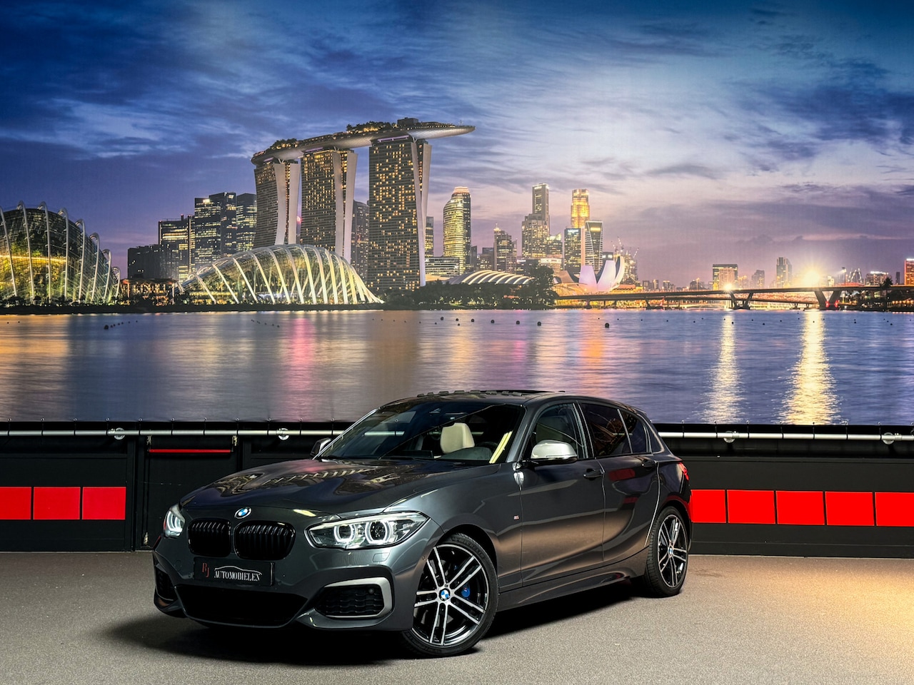BMW 1-serie - M140i xDrive High Executive 6cilinder|Pano|H/K|Leder|Memory|340pk - AutoWereld.nl