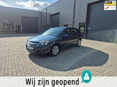 Opel Astra - 1.8 Executive AUTOMAAT TOP OCCASION