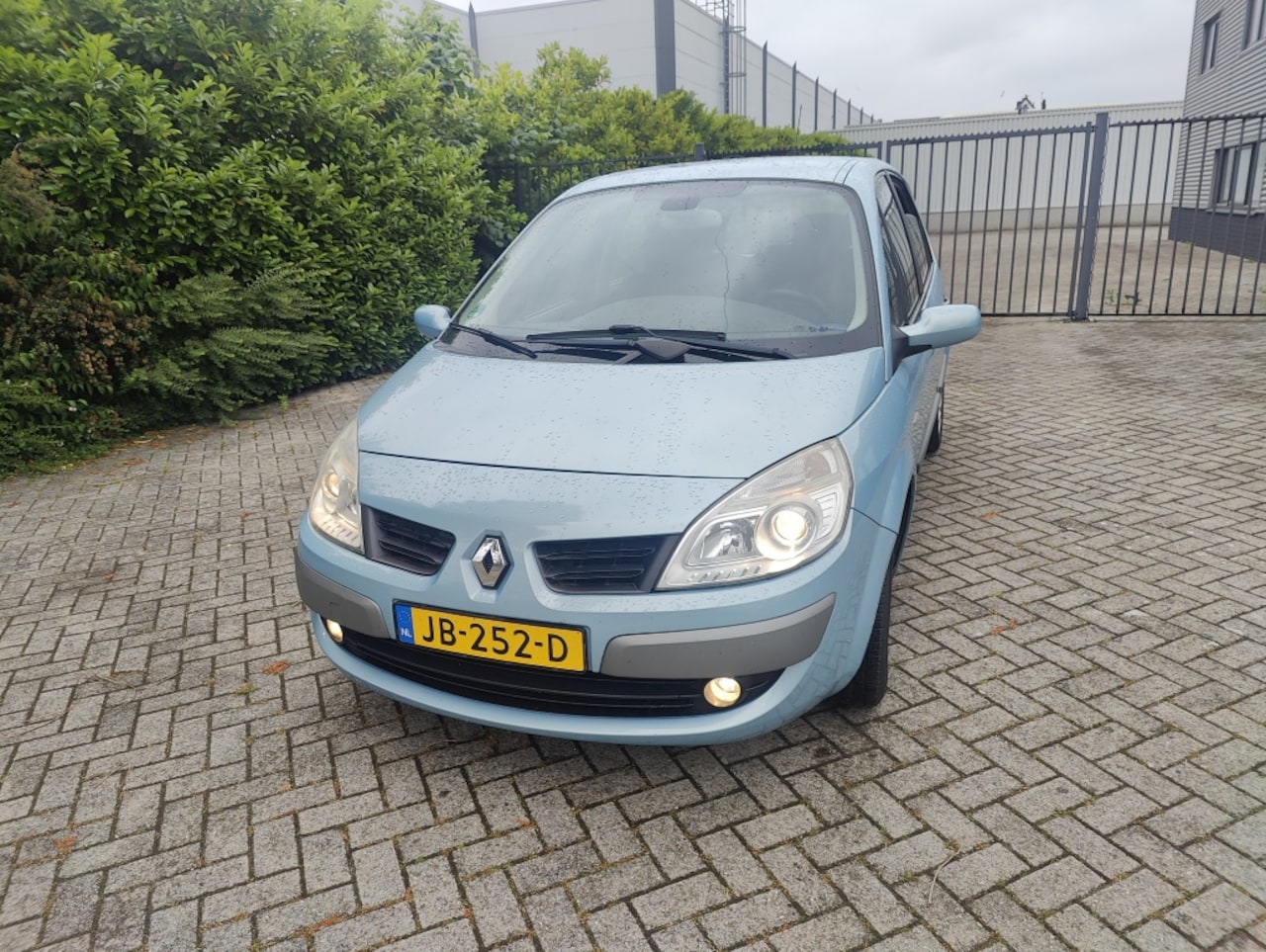 Renault Scénic - 1.6-16V Dynam.Comf. bj 2008 nette staat - AutoWereld.nl