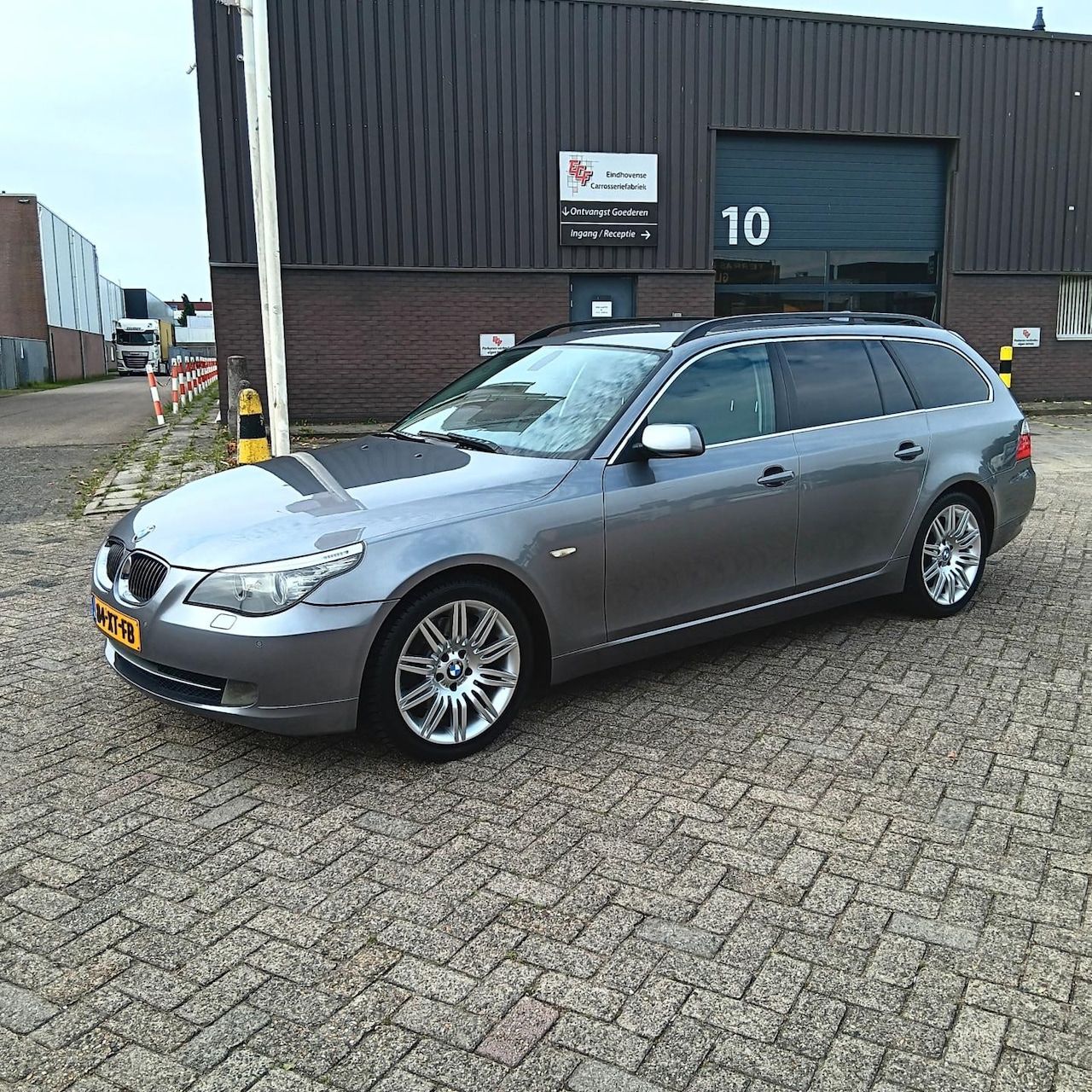 BMW 5-serie Touring - 525i Executive Automaat - AutoWereld.nl