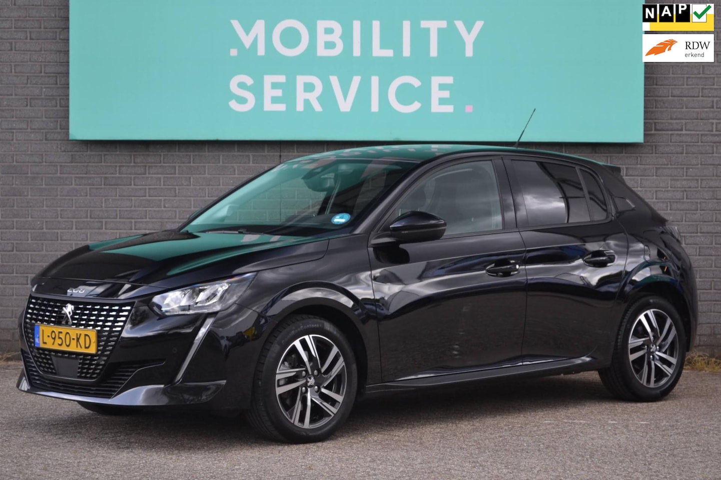 Peugeot 208 - 1.2 PureTech Blue Lease Allure CarPlay Cam Stoelverw - AutoWereld.nl