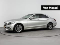 Mercedes-Benz C-klasse - 180 Ambition Comfort | Navigatie | Stoelverwarming | LED Verlichting | Climate Control |