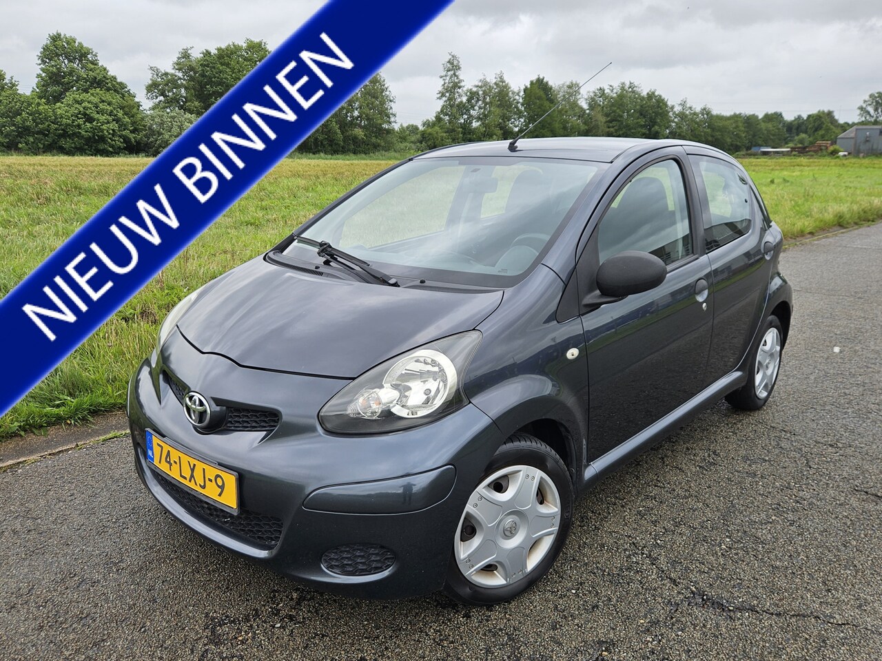 Toyota Aygo - 1.0-12V Access 1.0-12V Access - AutoWereld.nl
