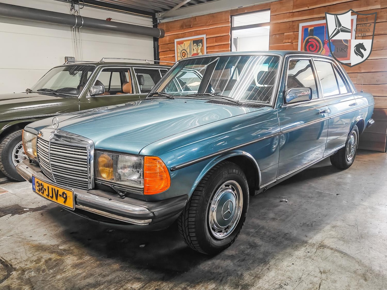 Mercedes-Benz 200-280 (W123) - 250 250 - AutoWereld.nl