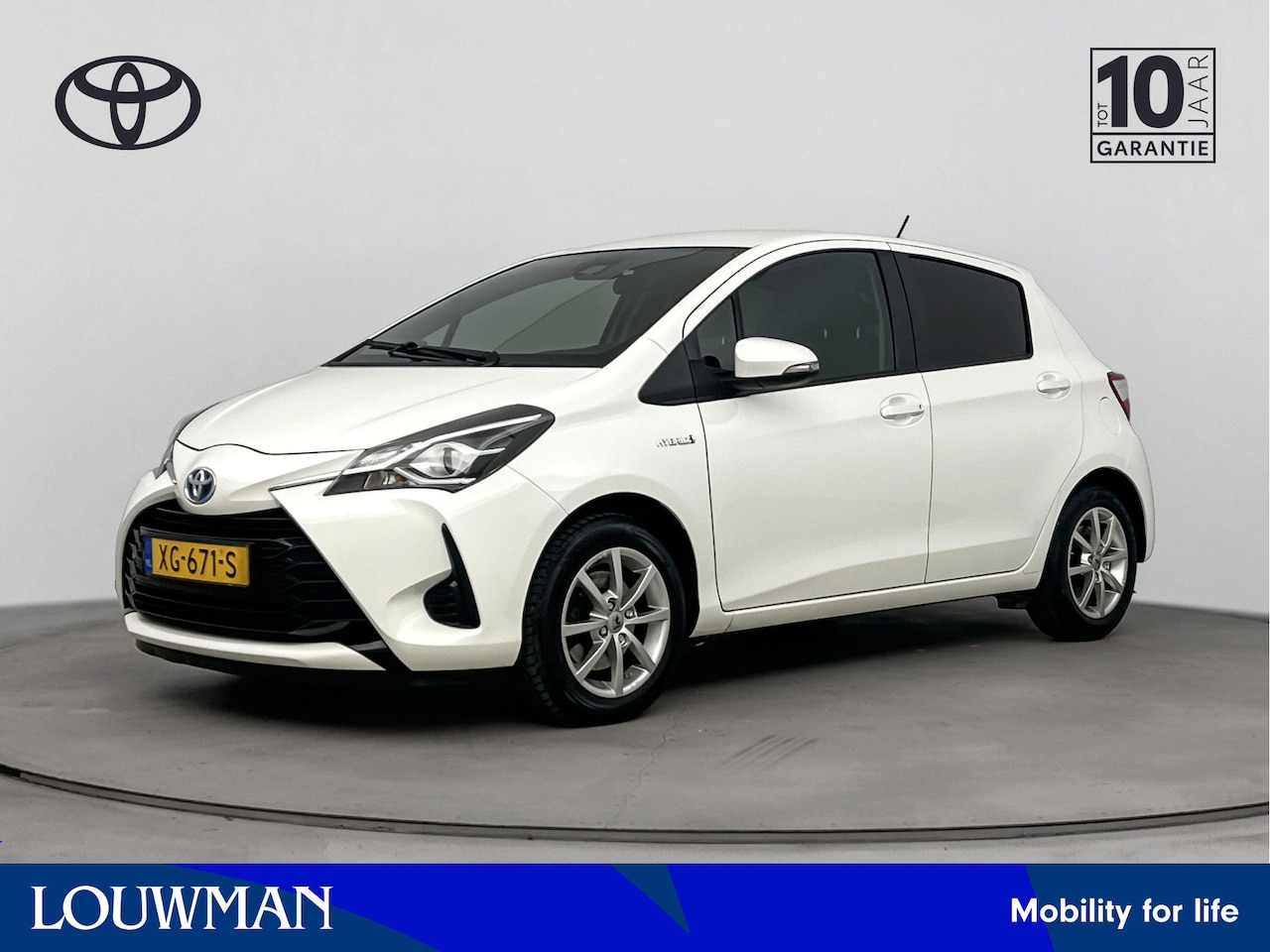 Toyota Yaris - 1.5 Hybrid Aspiration Limited | Lichtmetalen Velgen | Climate Control | Cruise Control | - AutoWereld.nl