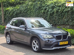 BMW X1 - SDrive 20d Executive Navigatie Automaat Trekhaak Cruise Control Diesel NAP NL APK