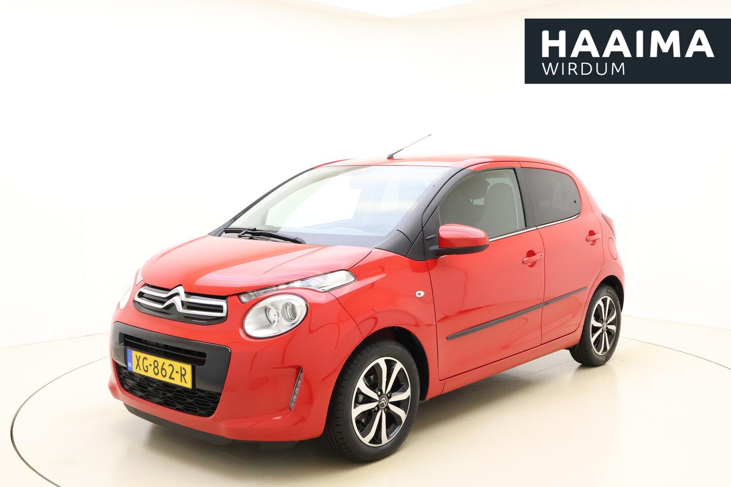 Citroën C1 - 1.0 VTi Shine 72 PK | Handgeschakeld | 10.000 Km ! | Navigatie | Touchscreen | Camera | El - AutoWereld.nl