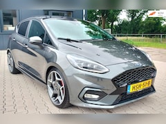 Ford Fiesta - 1.5 EcoBoost ST-3 Panorama Navigatie B&O 18"