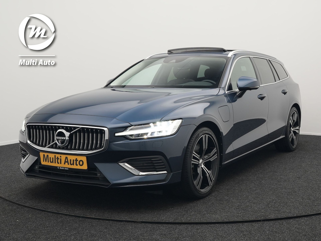 Volvo V60 - T6 Recharge AWD Inscription Plug In Hybrid 340pk Dealer O.H. PHEV | Panodak | Trekhaak af - AutoWereld.nl