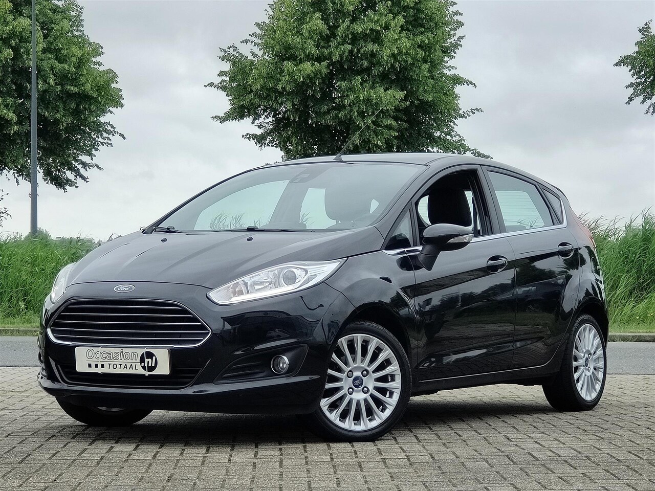 Ford Fiesta - 1.0 EcoBoost Titanium | Automaat | Trekhaak | Navi | Climate | Cruise - AutoWereld.nl