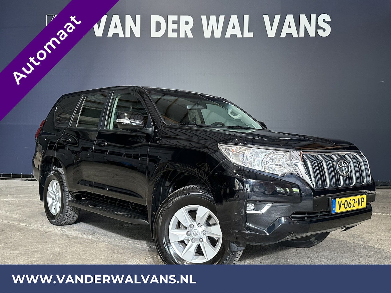 Toyota Land Cruiser - 2.8 D-4D-F 177pk Automaat 3000kg Trekhaak Euro6 Airco | Camera | Navigatie | LM velgen Cru - AutoWereld.nl