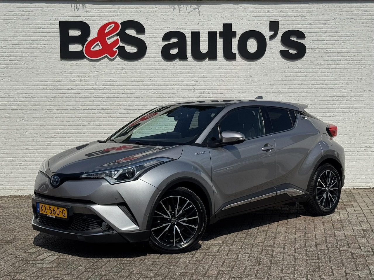 Toyota C-HR - 1.8 Hybrid First Edition Camera Navigatie Cruise Clima Stoelverwarming Keyless Trekhaak - AutoWereld.nl