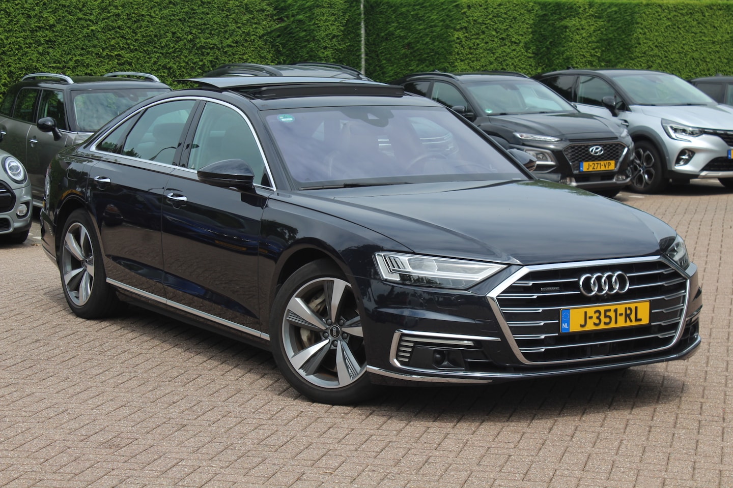 Audi A8 - 60 TFSI e quattro Pro Line Plus 476pk NL Auto! / Panoramadak / 360Camera / Head-up / B&O / - AutoWereld.nl