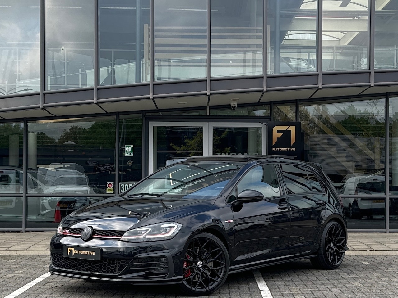 Volkswagen Golf - 2.0 TSI GTI Performance Pano|MAXTON|Dyna|VOL - AutoWereld.nl