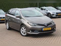Toyota Auris Touring Sports - 1.8 Hybrid Dynamic / Camera / Navigatie / Keyless / 16'' / DAB / Cruise Control / Getint g