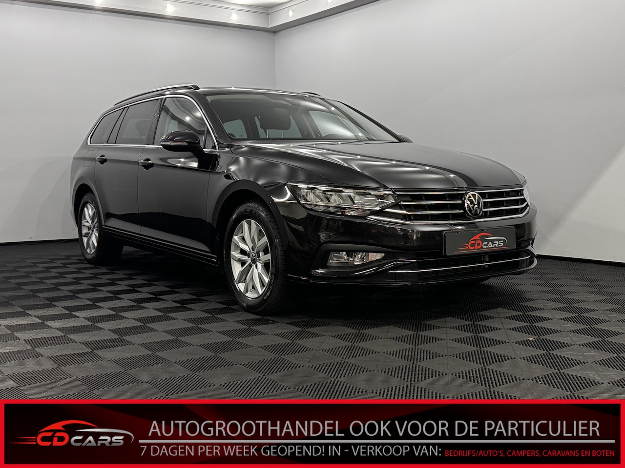 Volkswagen Passat - 1.5 TSI Business Clima, Parkeersensoren, Navi, Keyless start, Stoelverwarming, Cruise cont - AutoWereld.nl
