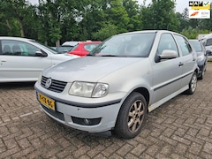 Volkswagen Polo - 1.4-16V Trendline 5-deurs