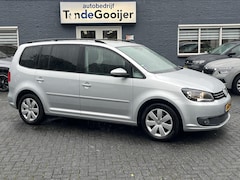 Volkswagen Touran - 1.4 TSi DSG Business | NAV. | STOELVERW. | TREKHAAK |