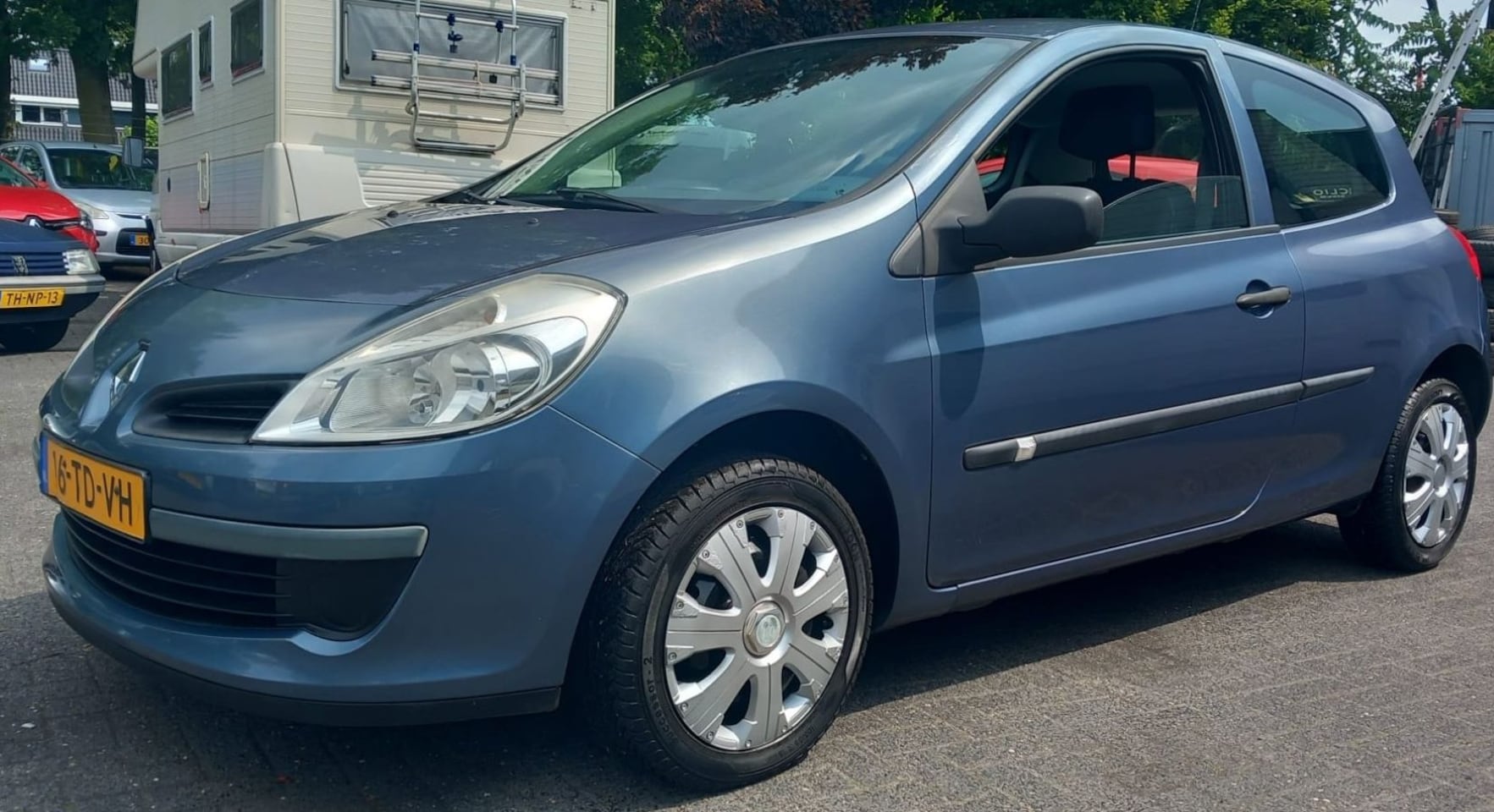 Renault Clio - 1.2-16V Dynamique Comfort - AutoWereld.nl
