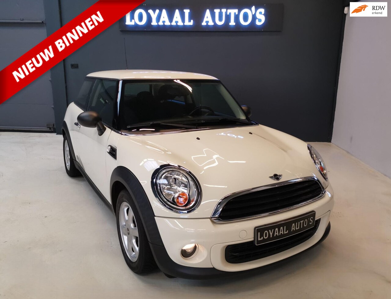 MINI One - Mini 1.6 Business Line | AIRCO | CRUISE | ELEK.RAMEN| NAP | APK. - AutoWereld.nl