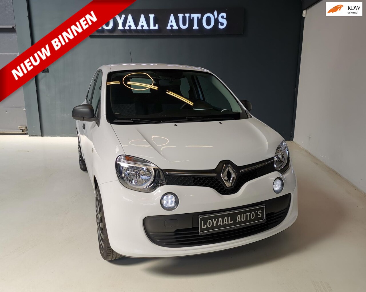 Renault Twingo - 1.0 SCe Authentique | AIRCO | CRUISE | PDC | APK. - AutoWereld.nl