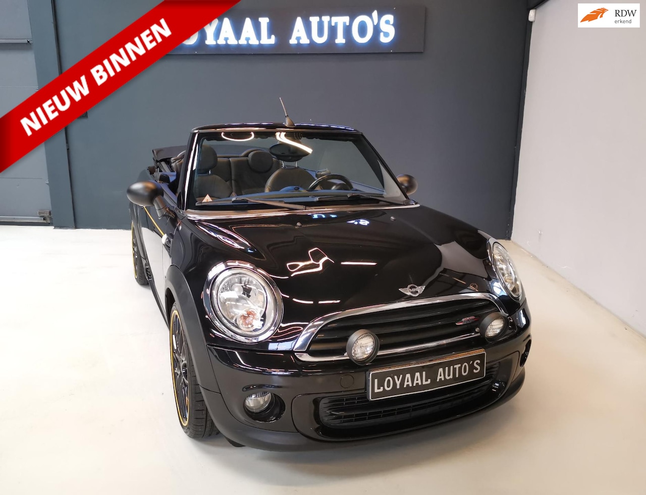 MINI Cabrio - Mini 1.6 One Chili | JCW UITVOERING | AIRCO | CRUISE | PDC | LEDER | STOEL.VERW | NAP| APK - AutoWereld.nl