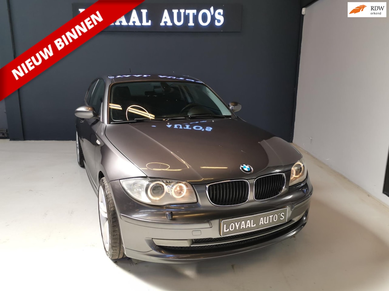 BMW 1-serie - 118i | AUT | AIRCO | CRUISE | PDC | ELEK.RAMEN | APK. - AutoWereld.nl