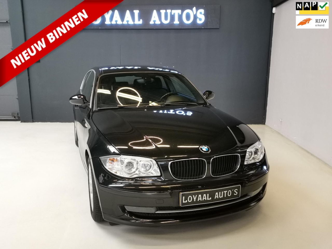 BMW 1-serie - 116i Business Line | AIRCO | ELEK.RAMEN | NAP | APK. - AutoWereld.nl