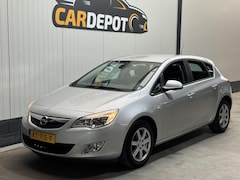 Opel Astra - 1.6 Selection